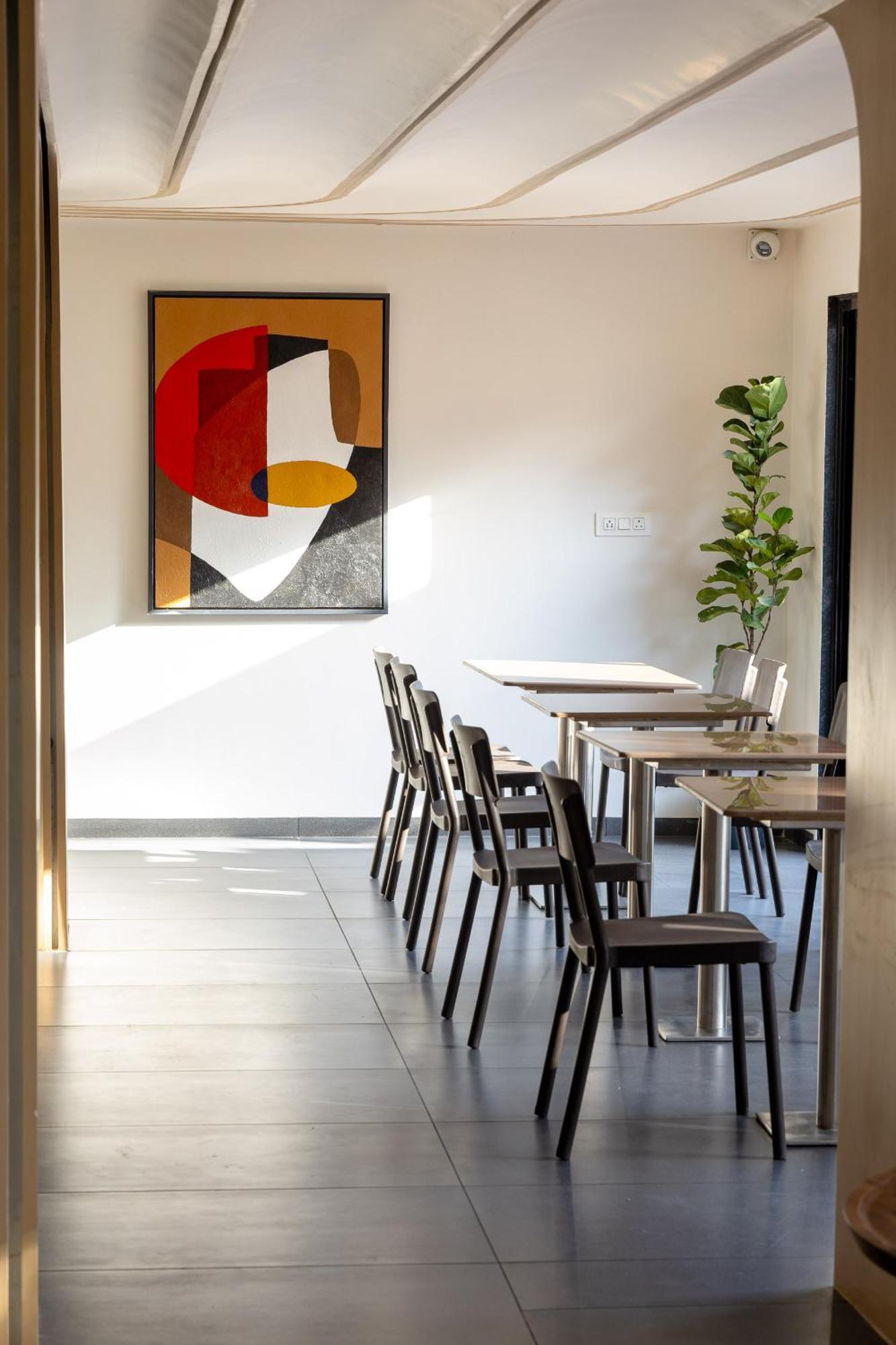 Saavi Suites Daman Zewnętrze zdjęcie